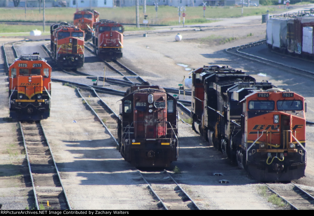 BNSF 3175 PNWR 1852